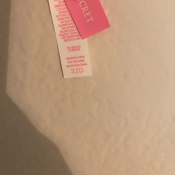 White lace bathing suit from Victoria's Secret! - Picture 4 of 4