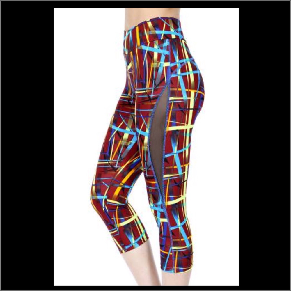 Side Mesh Capri Activewear Leggings