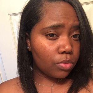 Meet your Posher, Alexa