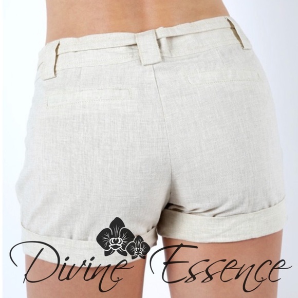 Textured Linen Shorts - Picture 2 of 2