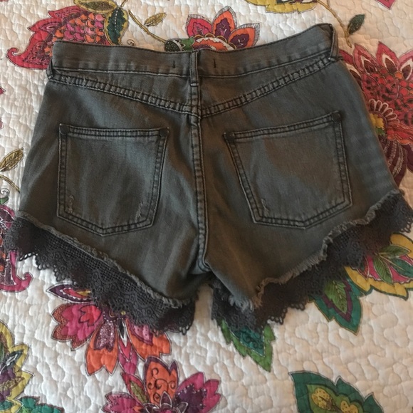 Free People Shorts - Picture 2 of 2