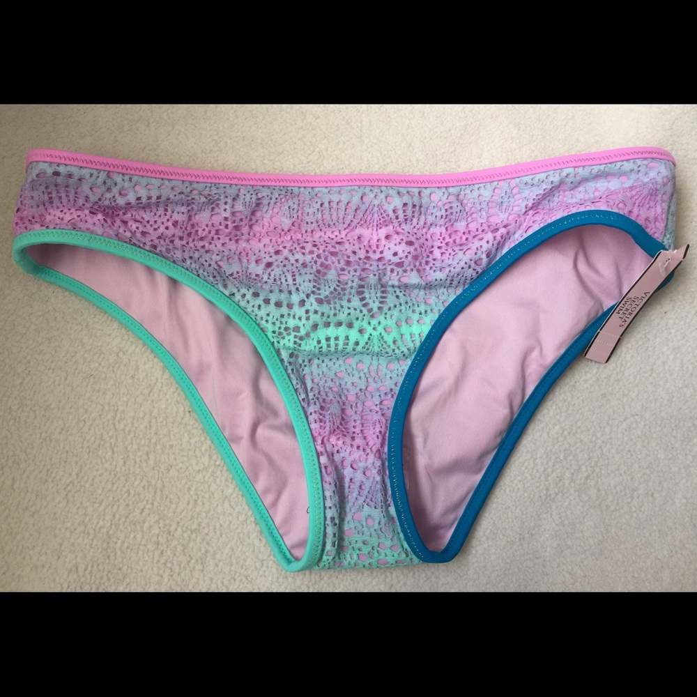 Victoria's Secret Bikini Bottom size Small