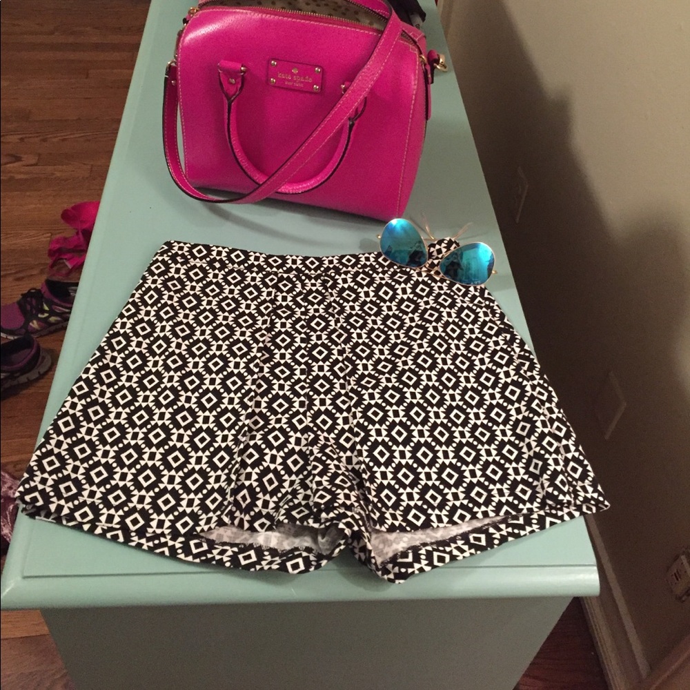 Cute printed shorts/Skort!