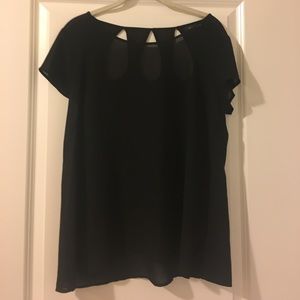 Black shirt