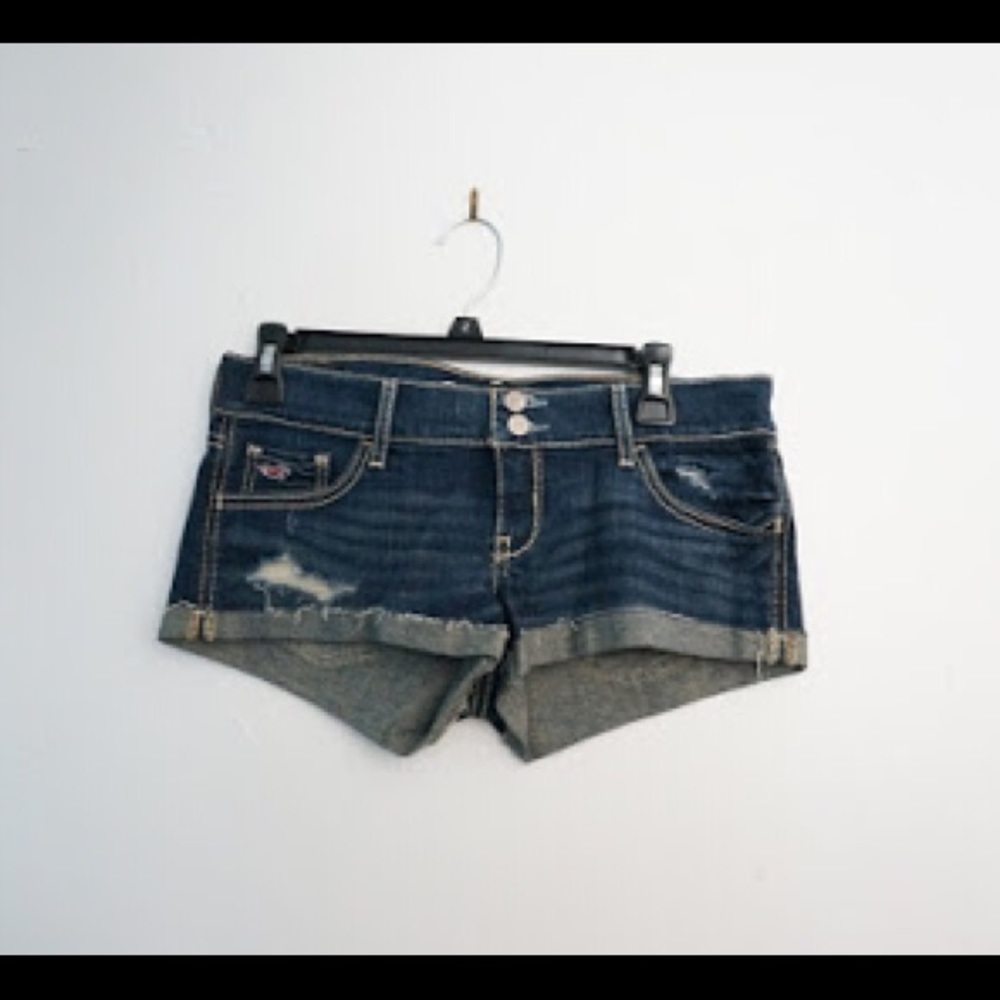 Brand new Hollister shorts size 5 for summer