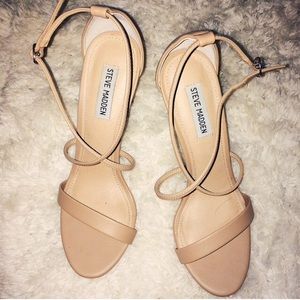 Steve Madden nude heels