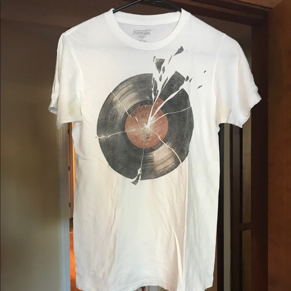 Apostacy Broken Record Tee