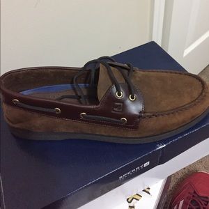 Size 14 Brown Sperrys