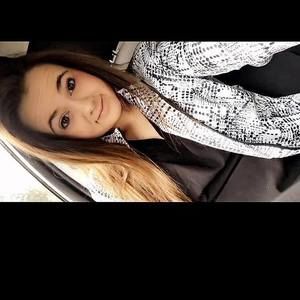 Meet your Posher, Alicia