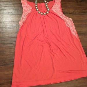 Elle coral colored tank top