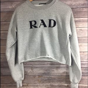 Brandy Melville - RAD Cropped Sweater