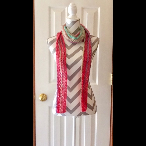 Parrot Neck Accessory - Picture 3 of 4