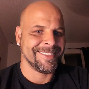 Meet your Posher, Kenneth