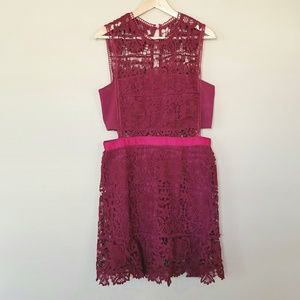 Romeo + Juliet Couture Lace Cut-out Waist Dress L