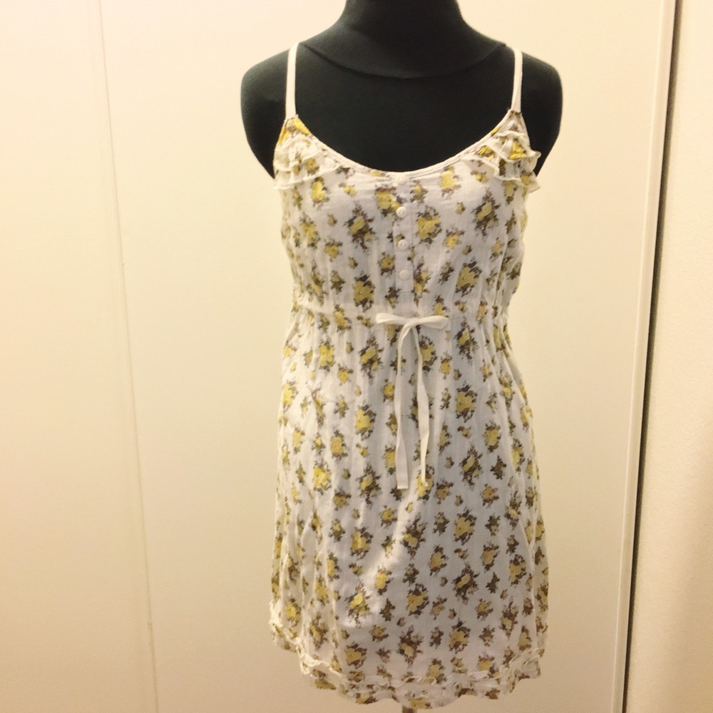donated! floral 🌻 slip dress