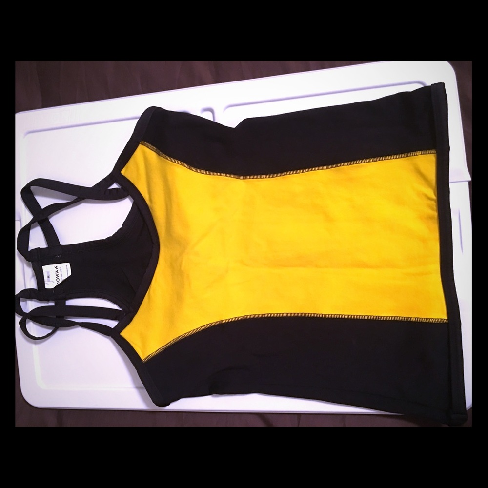 Workout Tank with Bra by Mowaa