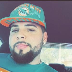 Meet your Posher, Julio