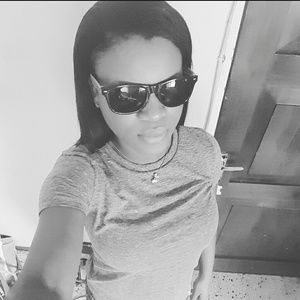 Meet your Posher, Tena