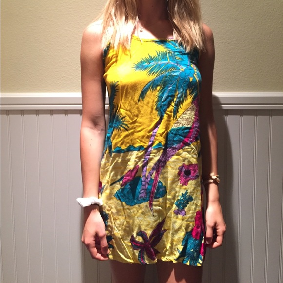 Summer Dress! - Picture 1 of 3