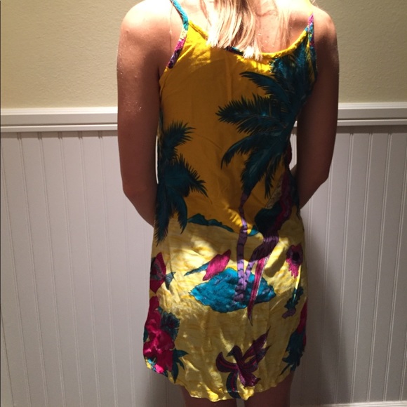 Summer Dress! - Picture 3 of 3