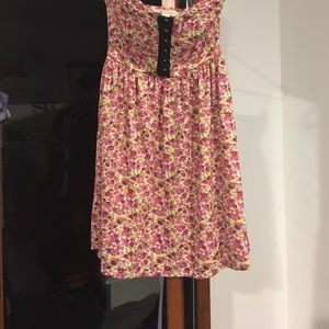 Size Small Strapless Summer Dress!