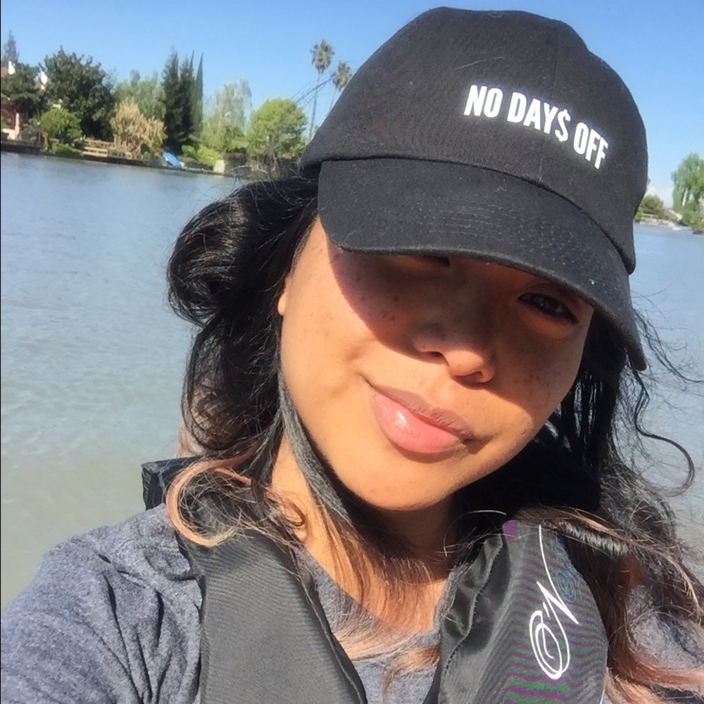 Meet your Posher, Inez