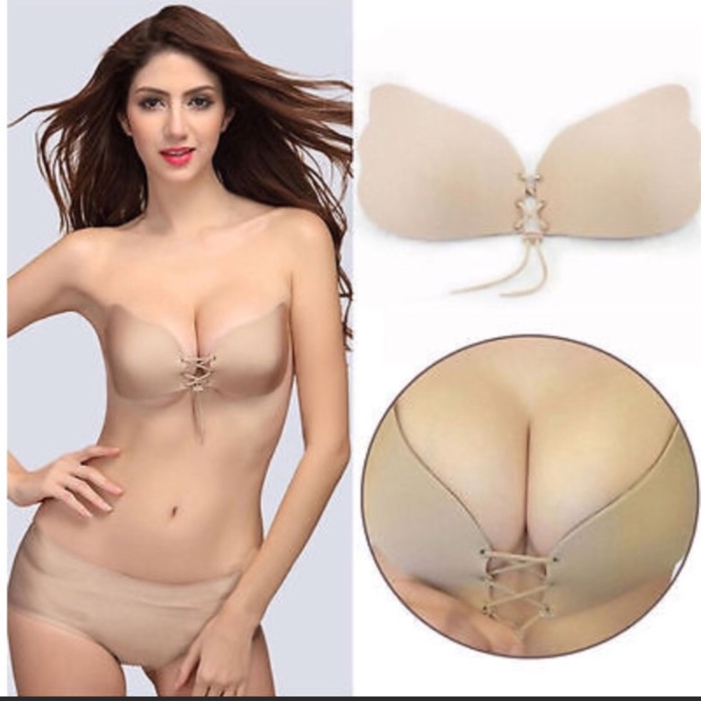 Self adhesive strapless backless bra