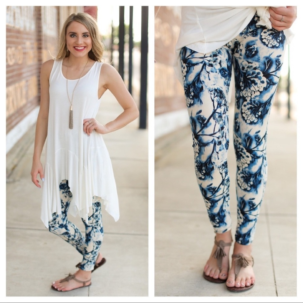 🪙5/$10💰Spring Print Leggings.