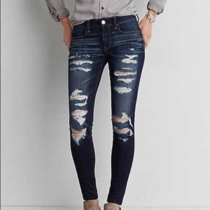 American Eagles Outfitters //  Ripped Jeans