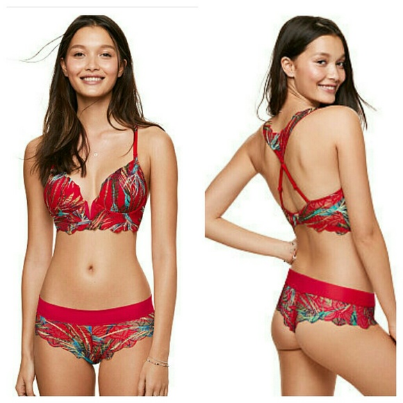 PINK Victoria's Secret Other - Victoria secret 2pc set bralette L 36D 36C large