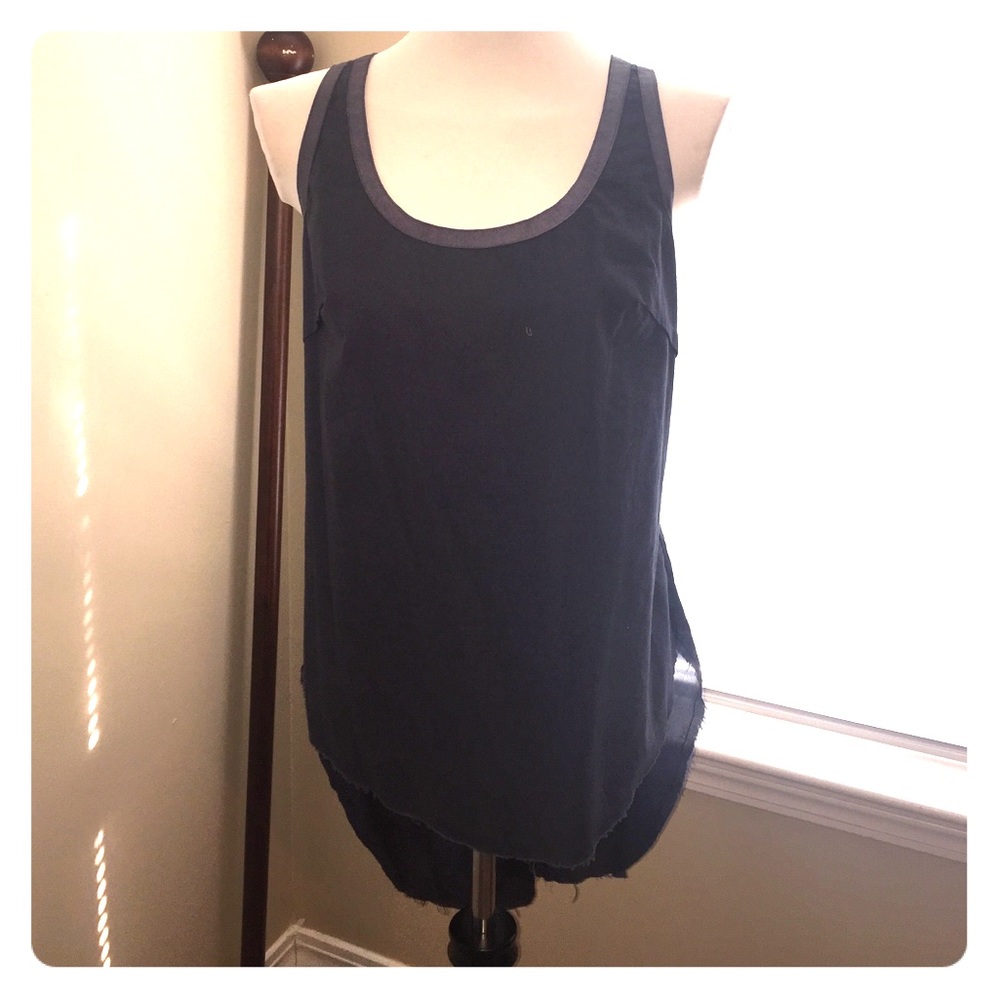 illia blue top