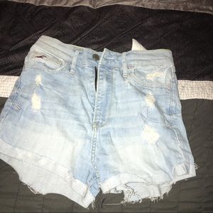 Hollister // Summer Shorts