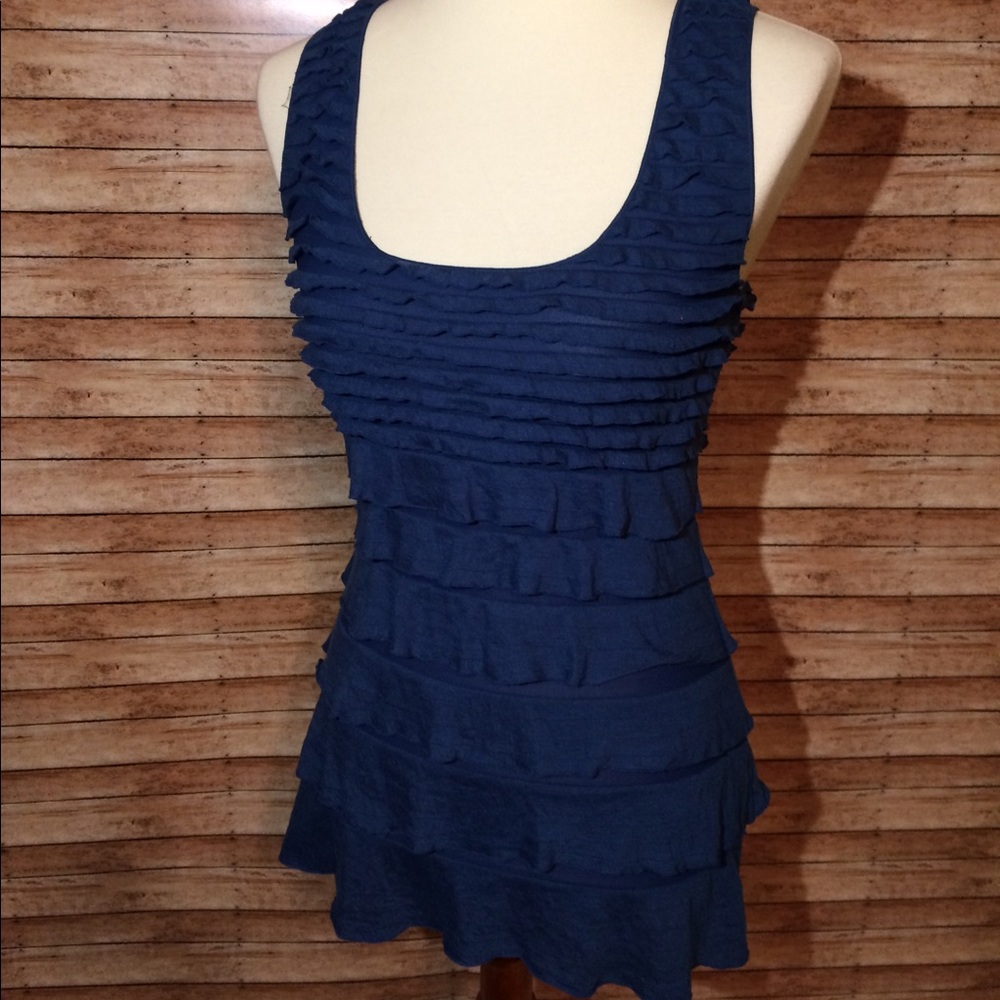 Like New Condition! Navy Ruffled Tank