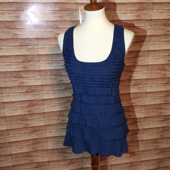 Like New Condition! Navy Ruffled Tank - Picture 2 of 4