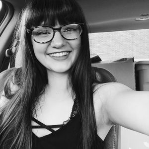 Meet your Posher, Megan