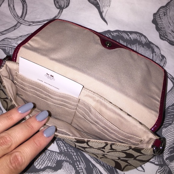 Coach Wristlet - Picture 3 of 3