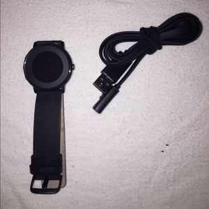 Pebble smart watch and charger