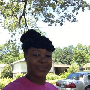 Meet your Posher, Brettina