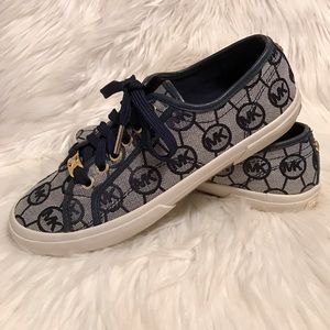 MK logo shoes