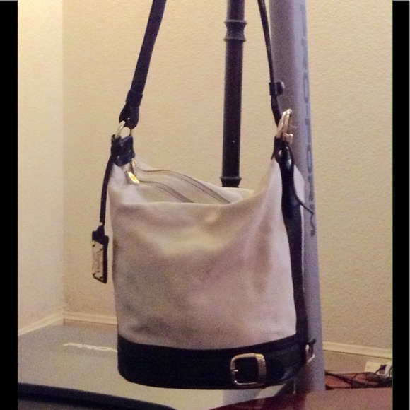 Sac à Bandoulière (Bucket Bag) Valentina En Cuir Italien - Couleur Blush - Occasion Bon État