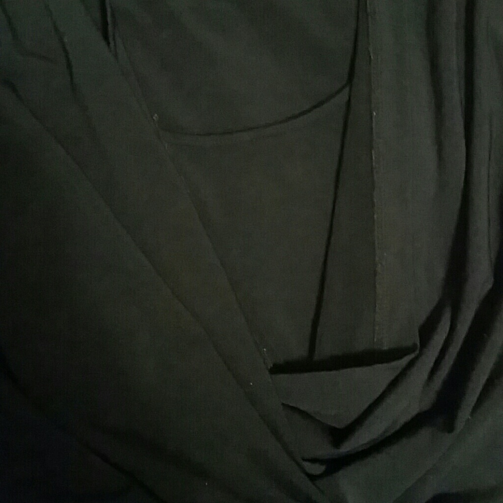 Navy blue short sleeve top - Picture 2 of 5