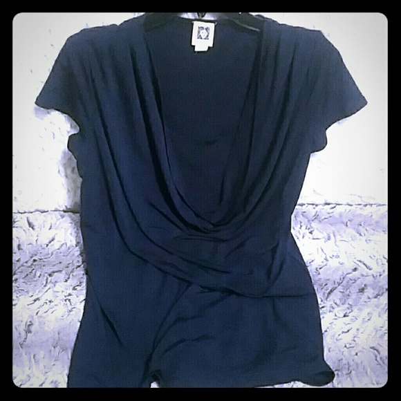 Anne Klein Tops - Navy blue short sleeve top