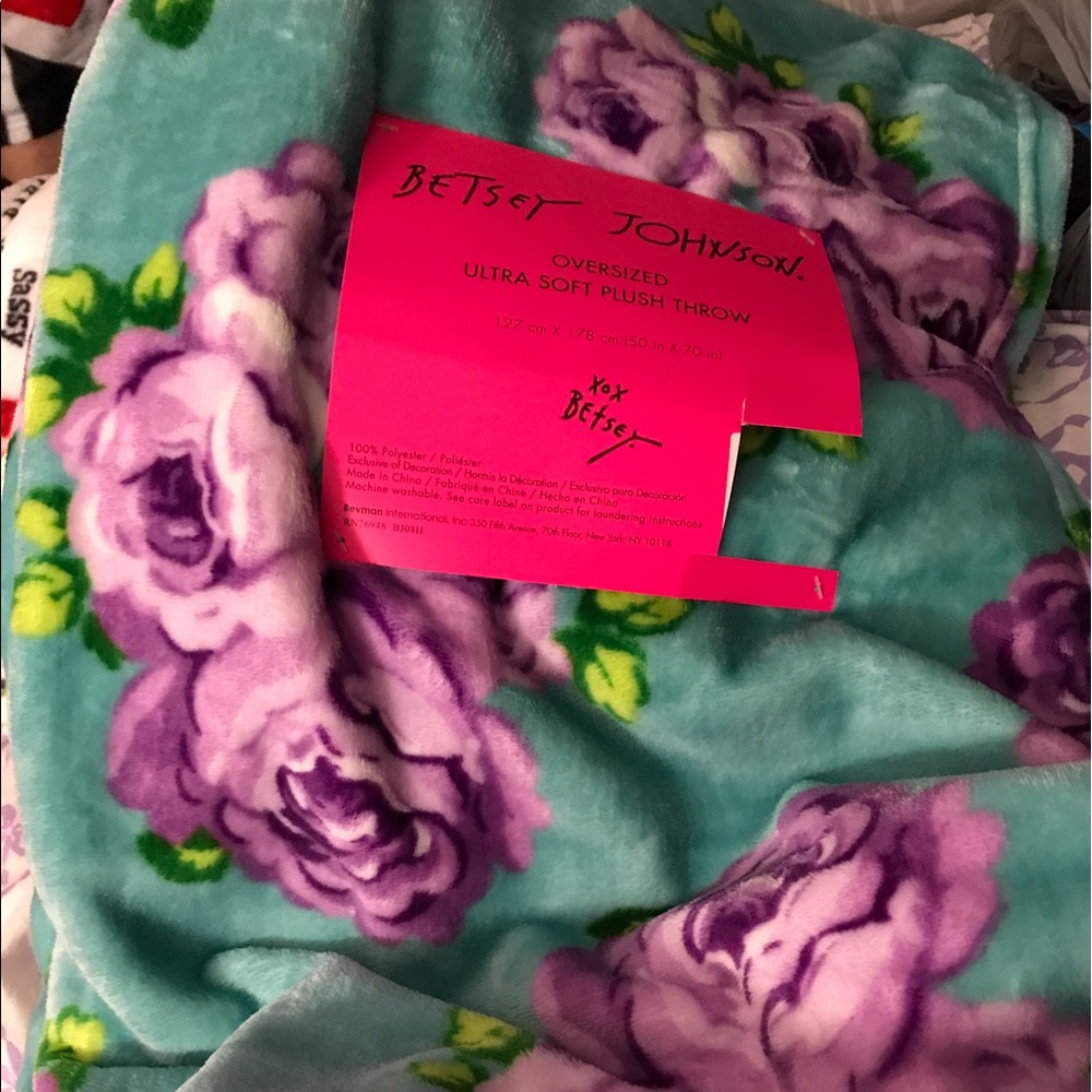 Oversized Betsey Johnson blanket
