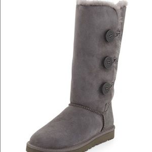 ••UGGs Tall Grey Bailey Button••