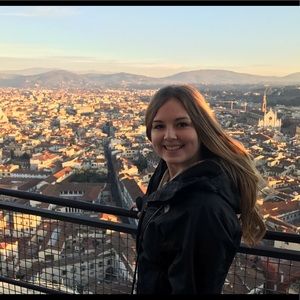 Meet your Posher, Marissa