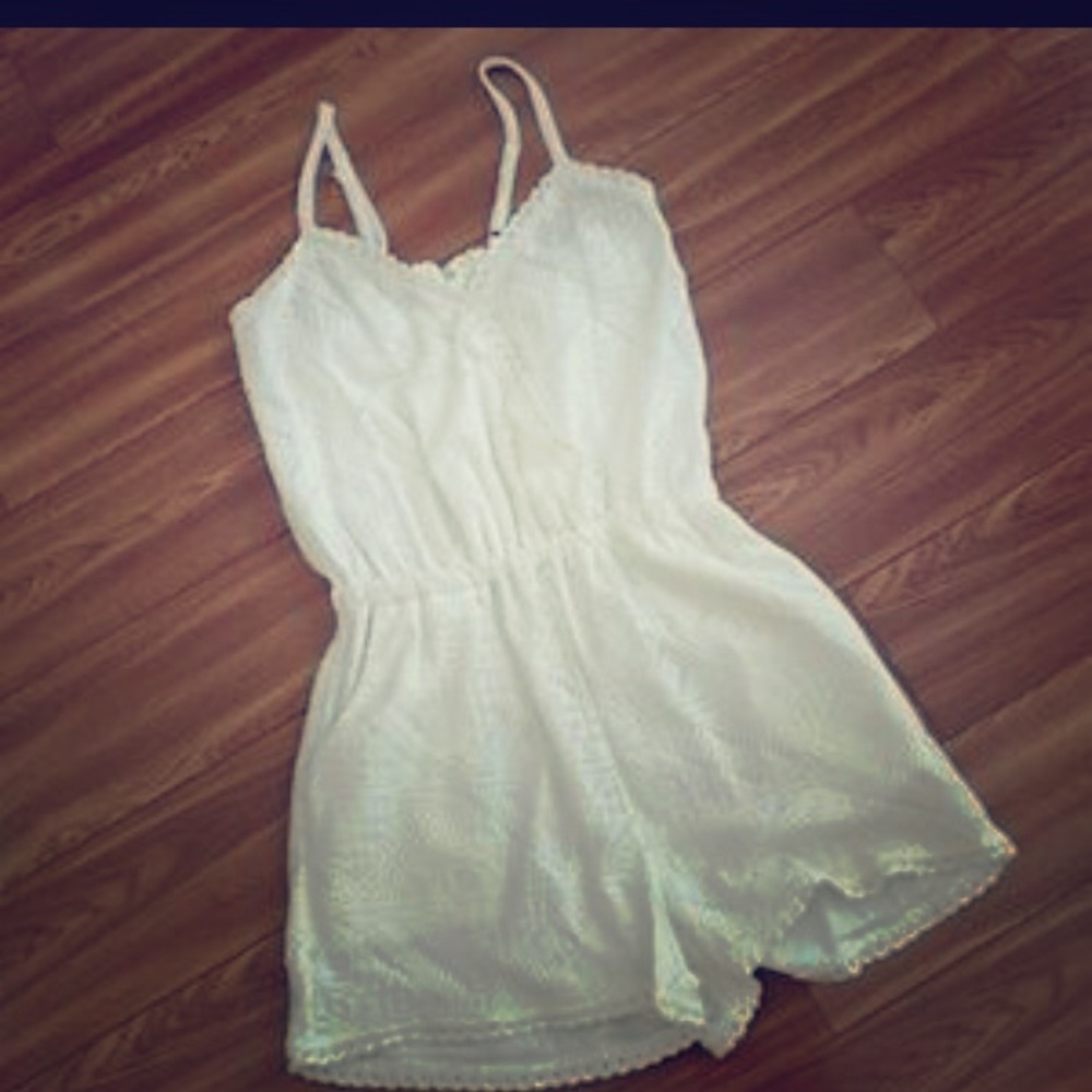 Liberty Love White Romper Sz L