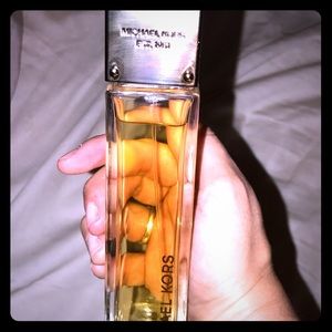 Michael Kors sexy amber perfume