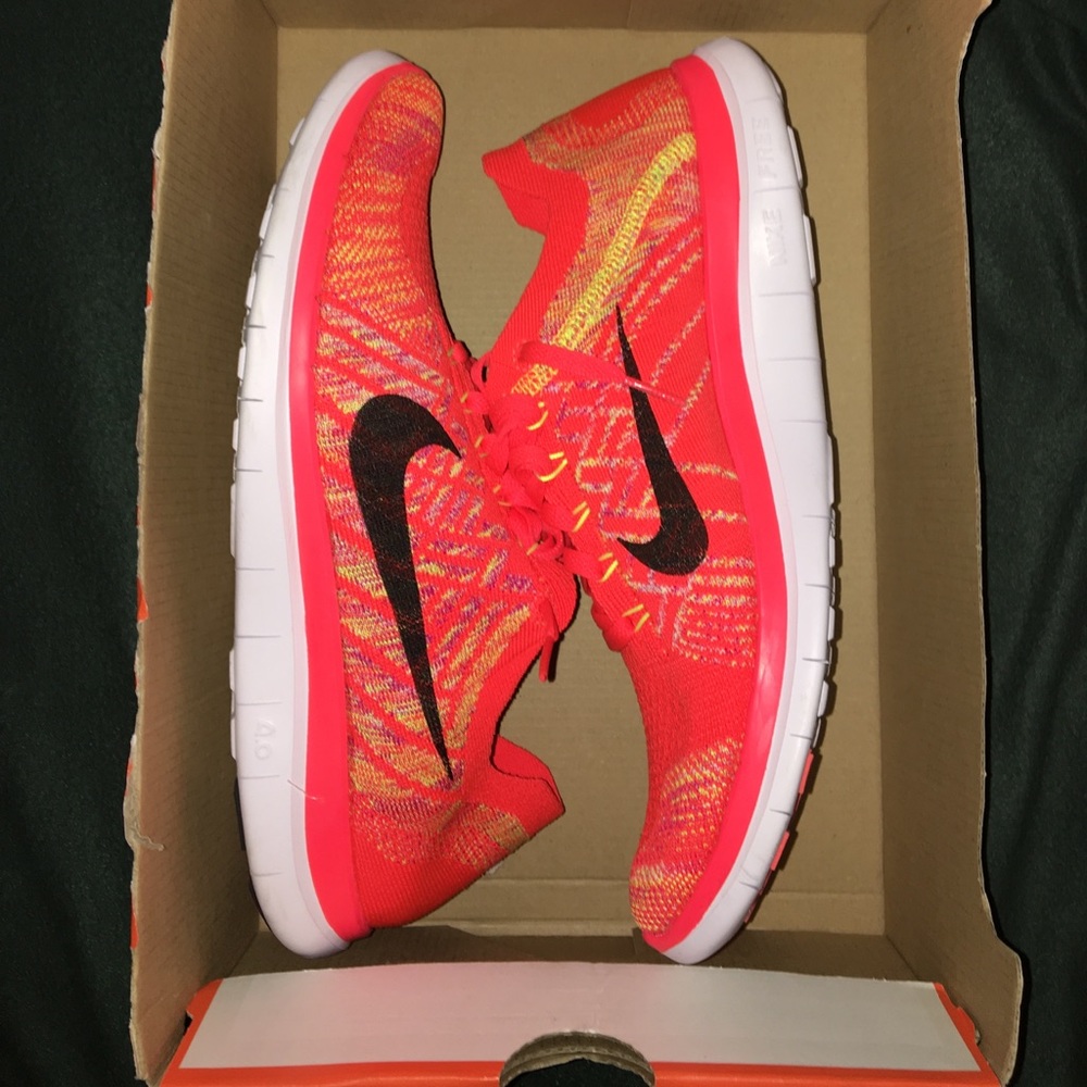 Orange Nike free run 4.0