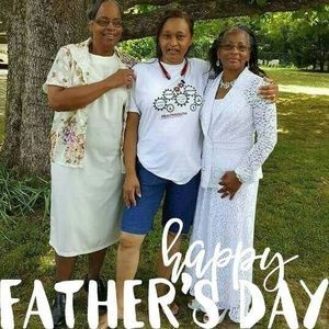 Meet your Posher, Gloria