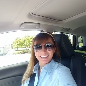 Meet your Posher, Alejandra